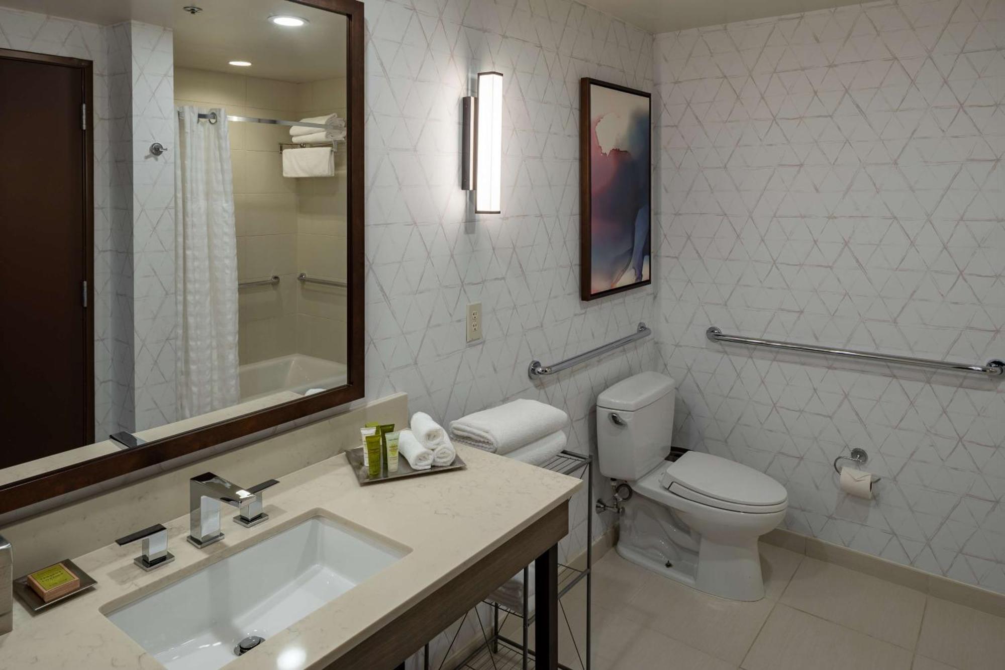 Hilton Asheville Biltmore Park Εξωτερικό φωτογραφία
