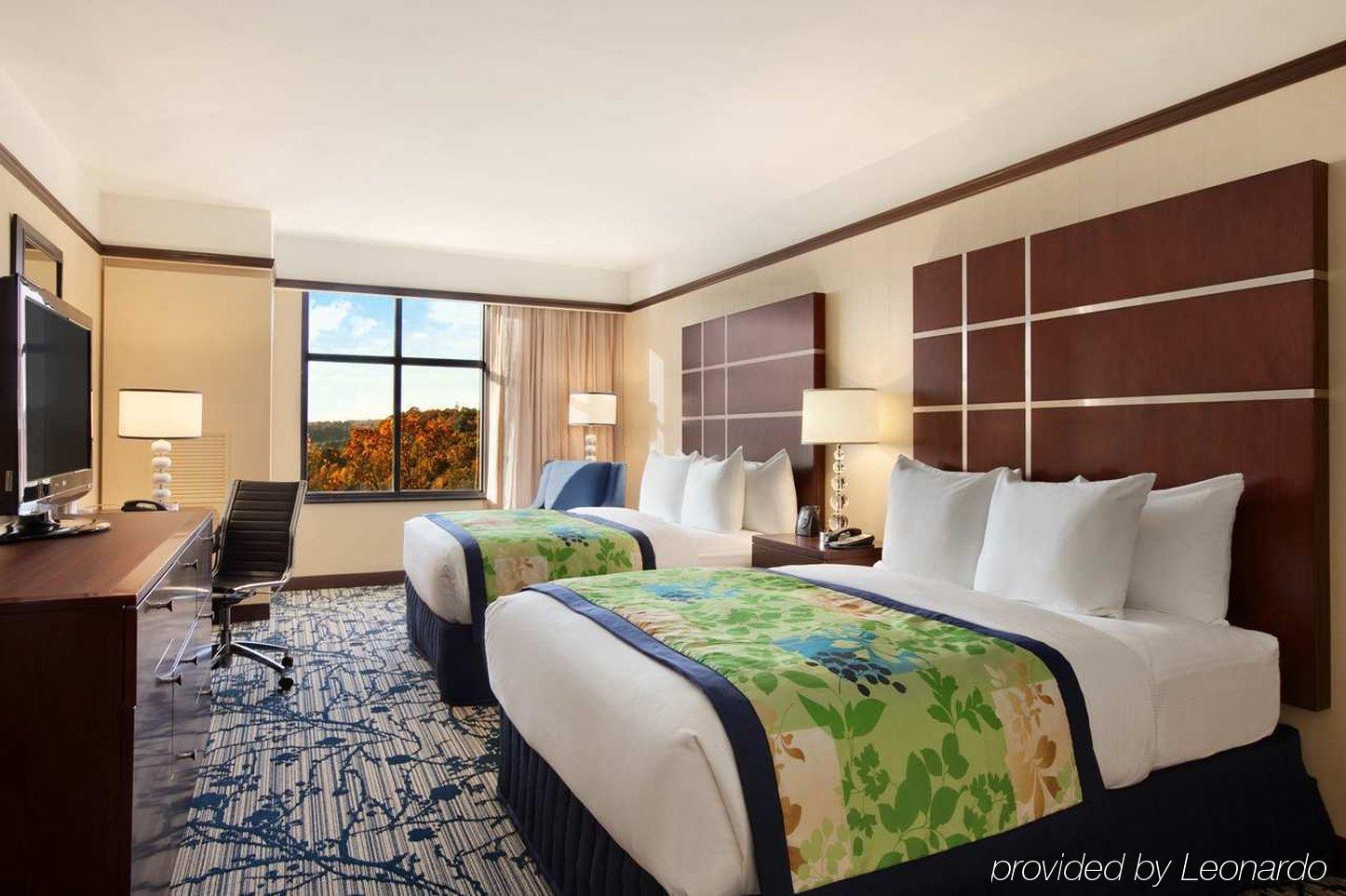 Hilton Asheville Biltmore Park Δωμάτιο φωτογραφία