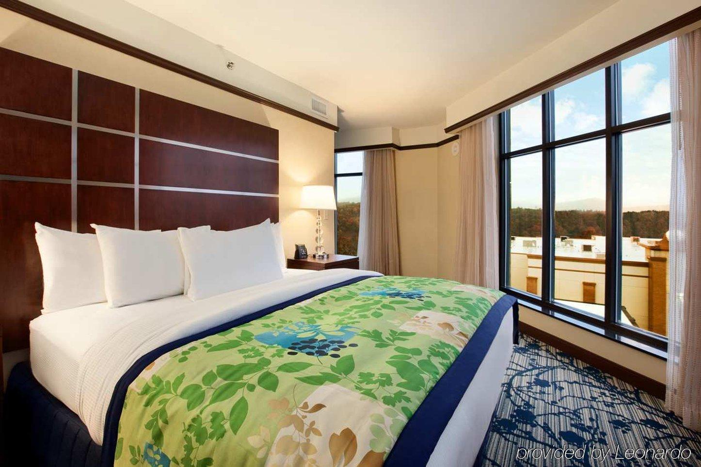 Hilton Asheville Biltmore Park Δωμάτιο φωτογραφία